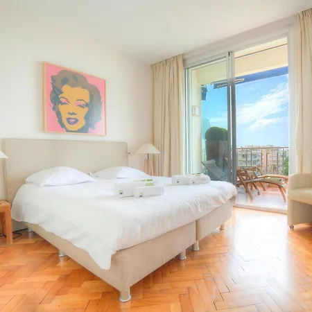 Les Dunes Apartment
